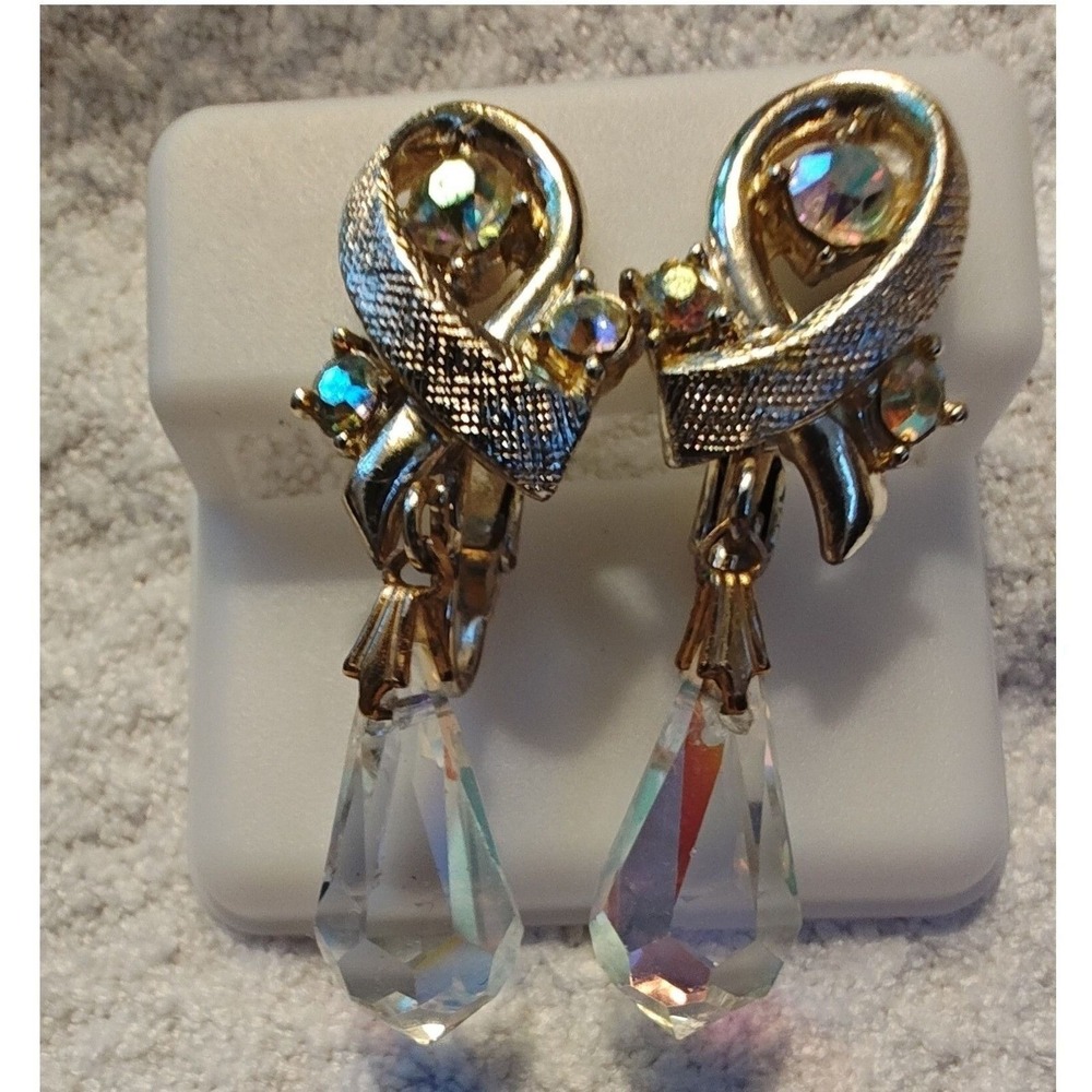 Clip On Earrings Rhinestone Teardrop Dangle Vintage MCM